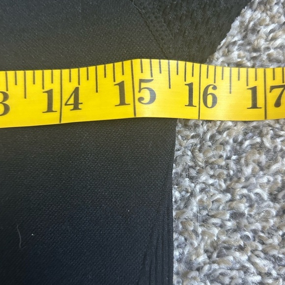 Fabletics women’s stretchy form fitting black jacket size XS-S - Picture 8 of 9